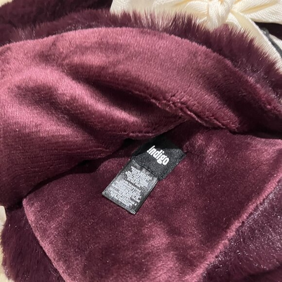 Indigo Faux Fur Throw - Picture 5 of 6